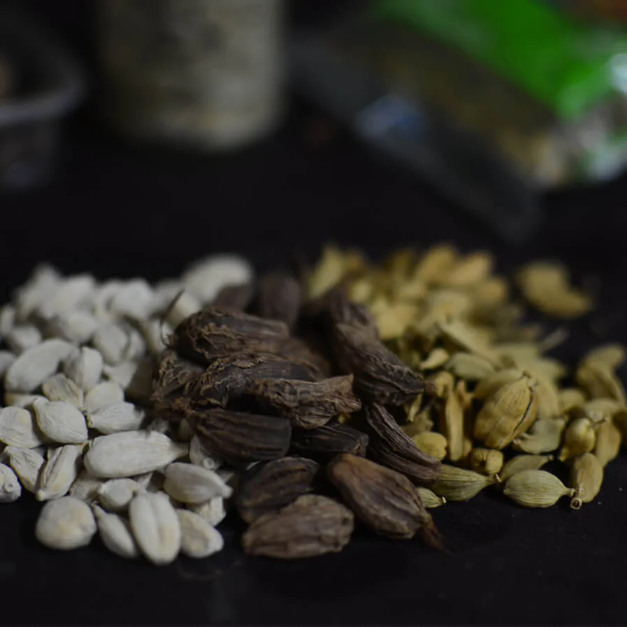 The Different Cardamom Pods